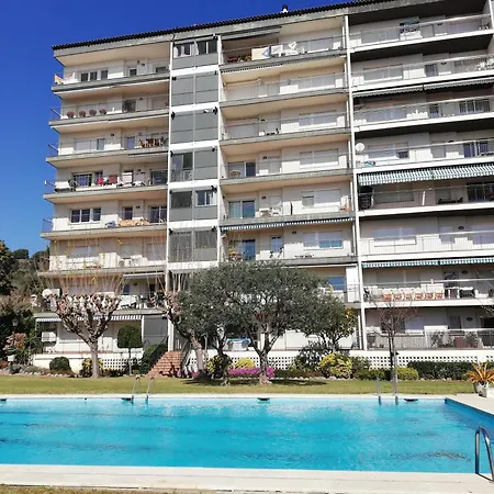 Calella, Playa, Piscina Y Jardin Apartment *