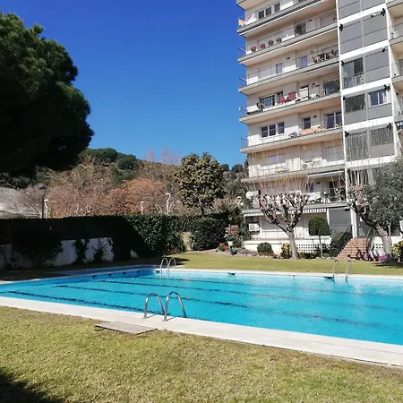Calella, Playa, Piscina Y Jardin Calella